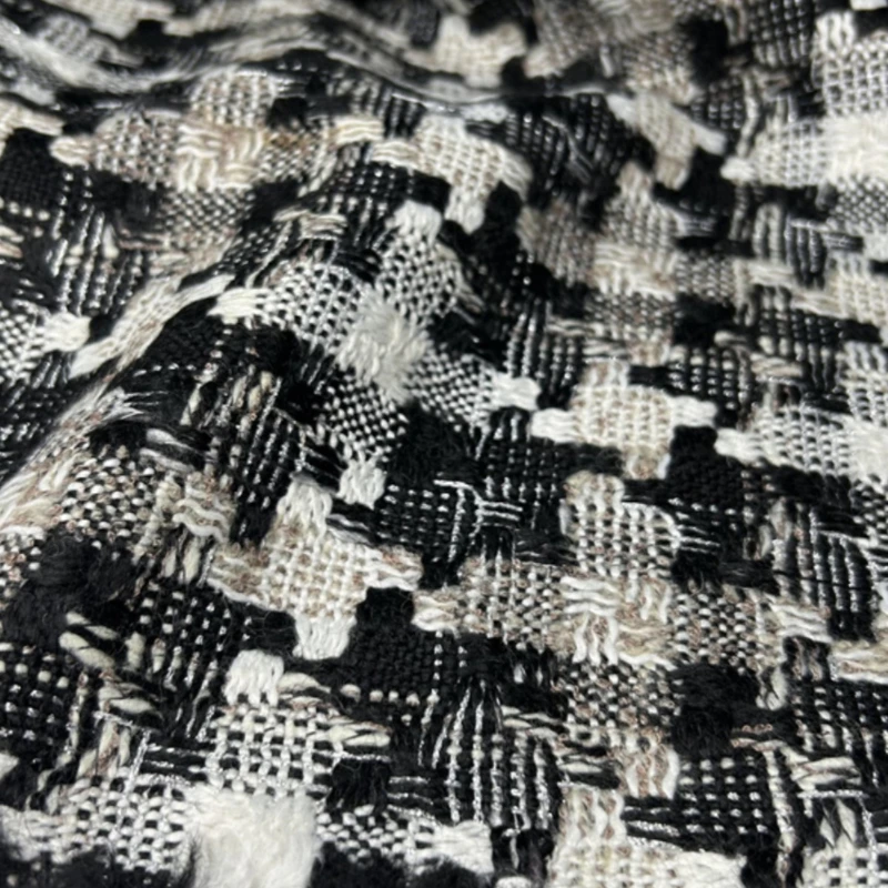 Tessuto in Lana Tinto in Filo  - Winter Clothing Wholesale recensione e prezzo