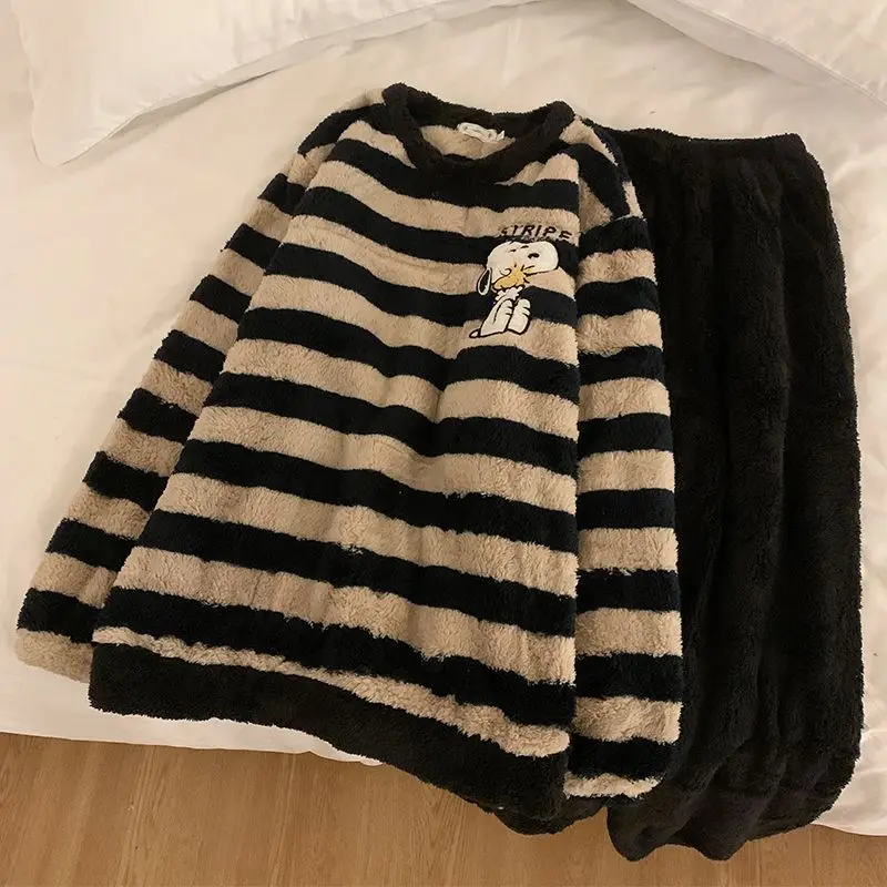 Snoopy uomini e donne coppia a - Winter Clothing Patterns recensione e prezzo