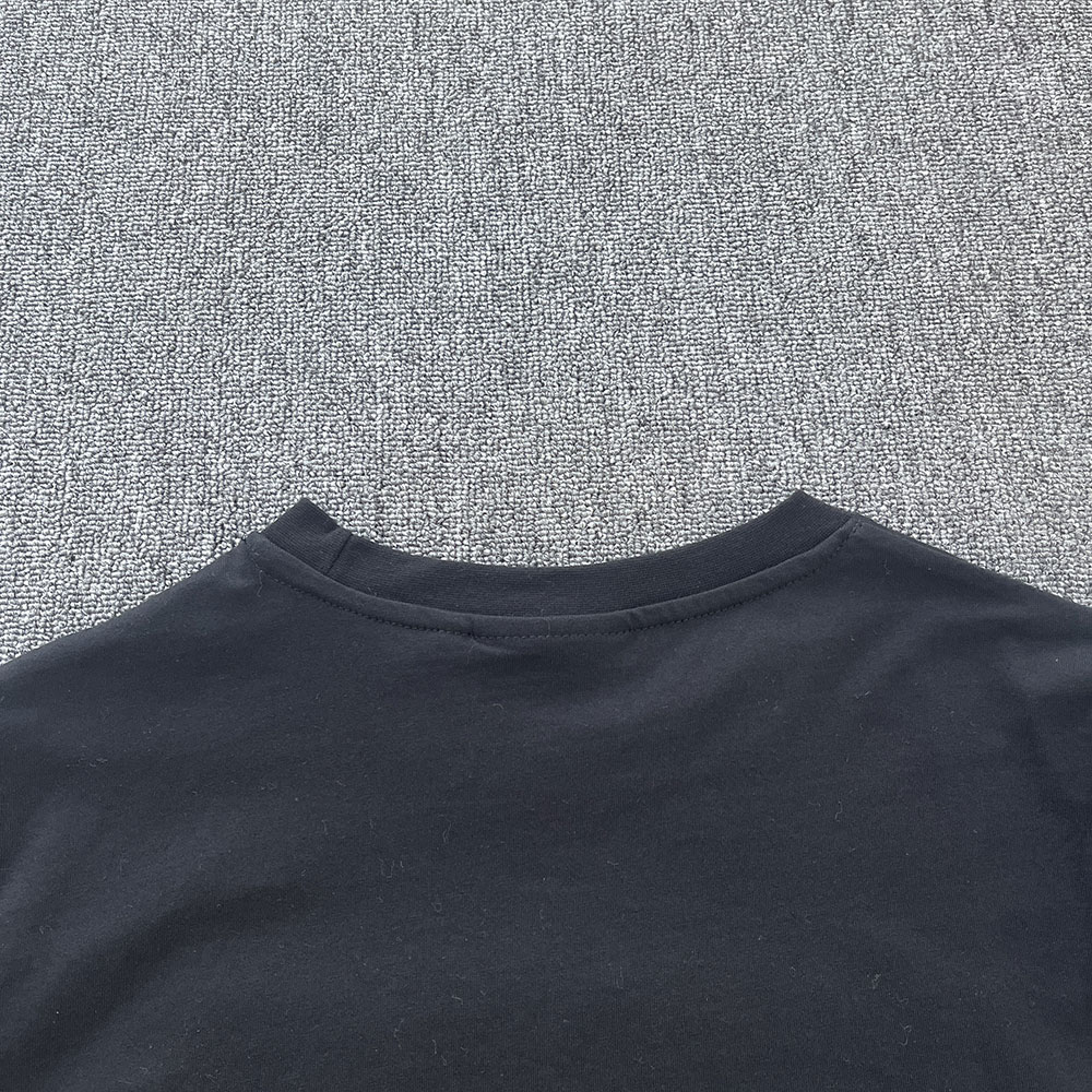 Tuta corta T-15 con pantaloni  - Winter Clothing Patterns recensione e prezzo